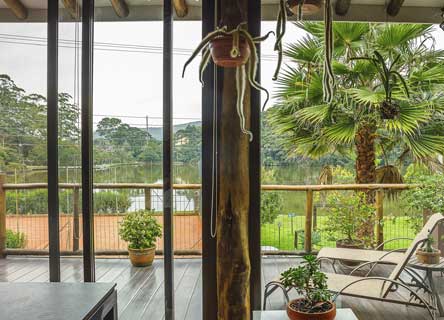 Tufi Callas - Casa a venda com vista para o Lago em Atibaia, no Atibaia Clube da Montanha